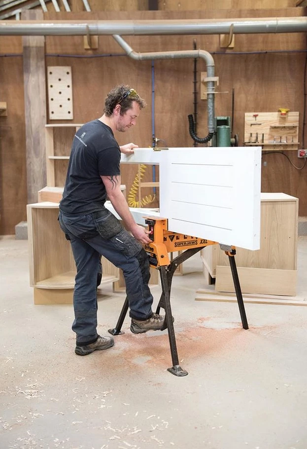 TRITON - SJA100XL Étau/tréteau Portable SuperJaws XXL – Image 12